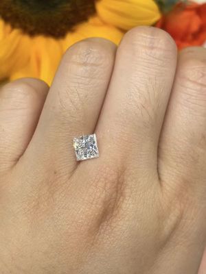 1-1.99Carat Colorless Loose Princess Cut Lab Grown Diamond Studs