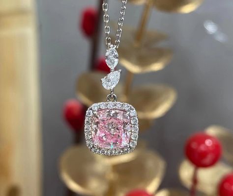 1.63ct Pink Cushion Cut Laboratory VS Diamond Necklace 18k White Gold Customize Service