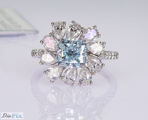 3.284ct Cushion Cut Sky Blue CVD Synthetic Diamond Rings Luxury 18K White Gold Set