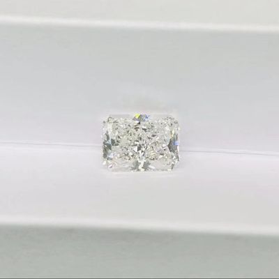 Radiant Shape Lab Grown CVD Diamond Large Size 5.31ct VS1 Clarity IGI Certified