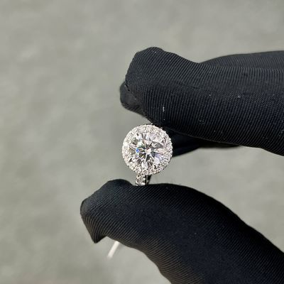 Lab Grown Diamond Rings CVD White Diamond Ring with 1.006ct DEF VVS Round Shape