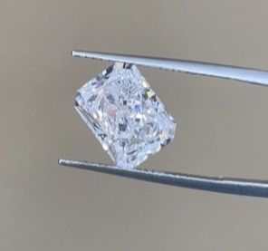 Lab Grown Diamond CVD DEF VS 1-15ct Radiant Brilliant Cut IGI Certificated