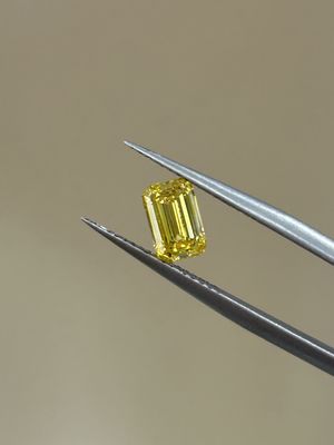 Emerald Lab Grown Diamonds IGI Certified Diamonds Lab Created Yellow Diamonds HPHT